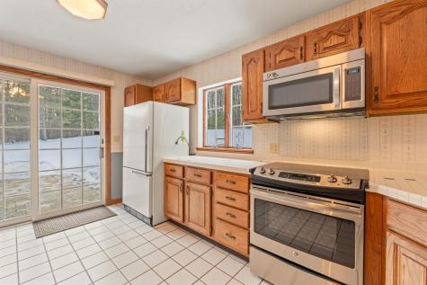 24 Penny Lane Jefferson ME 04348