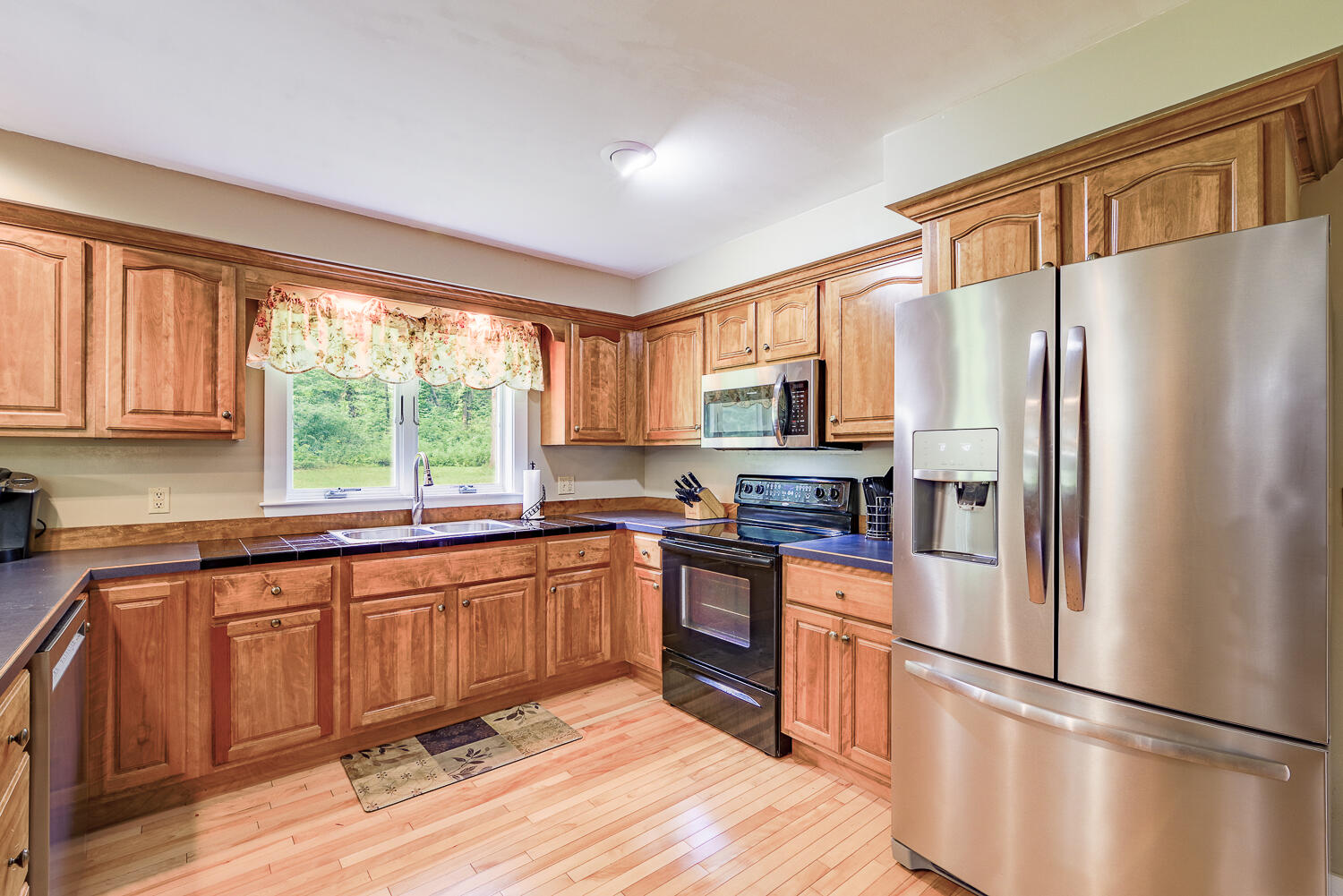 5 Ben Paul Lane Rockport ME 04856