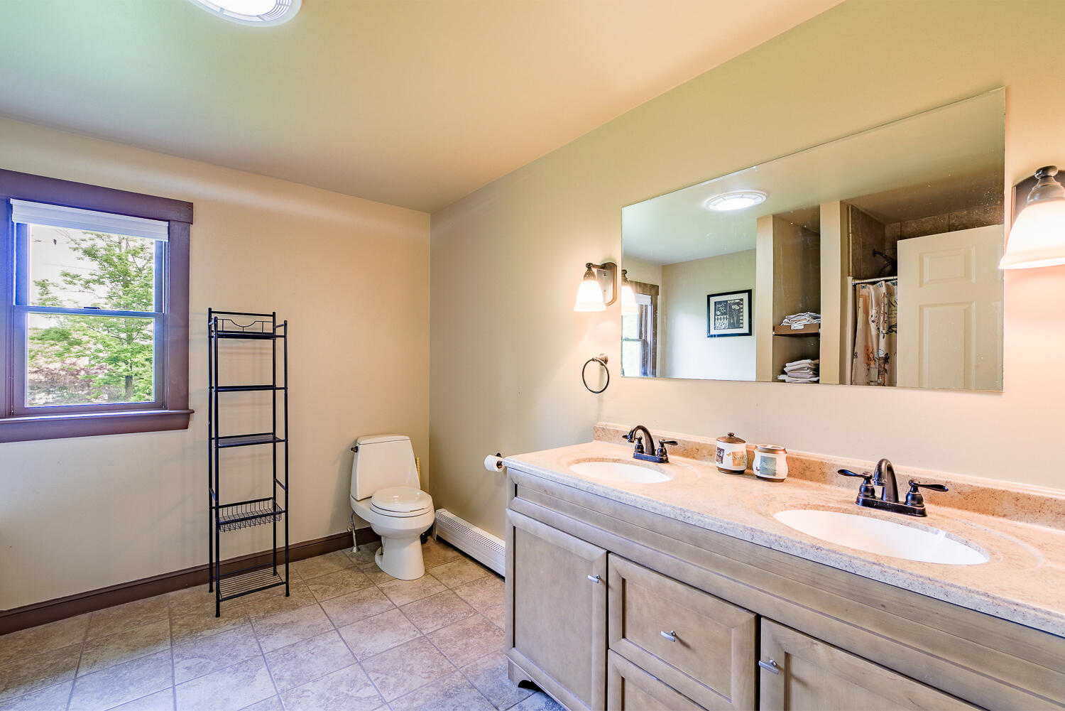 5 Ben Paul Lane Rockport ME 04856