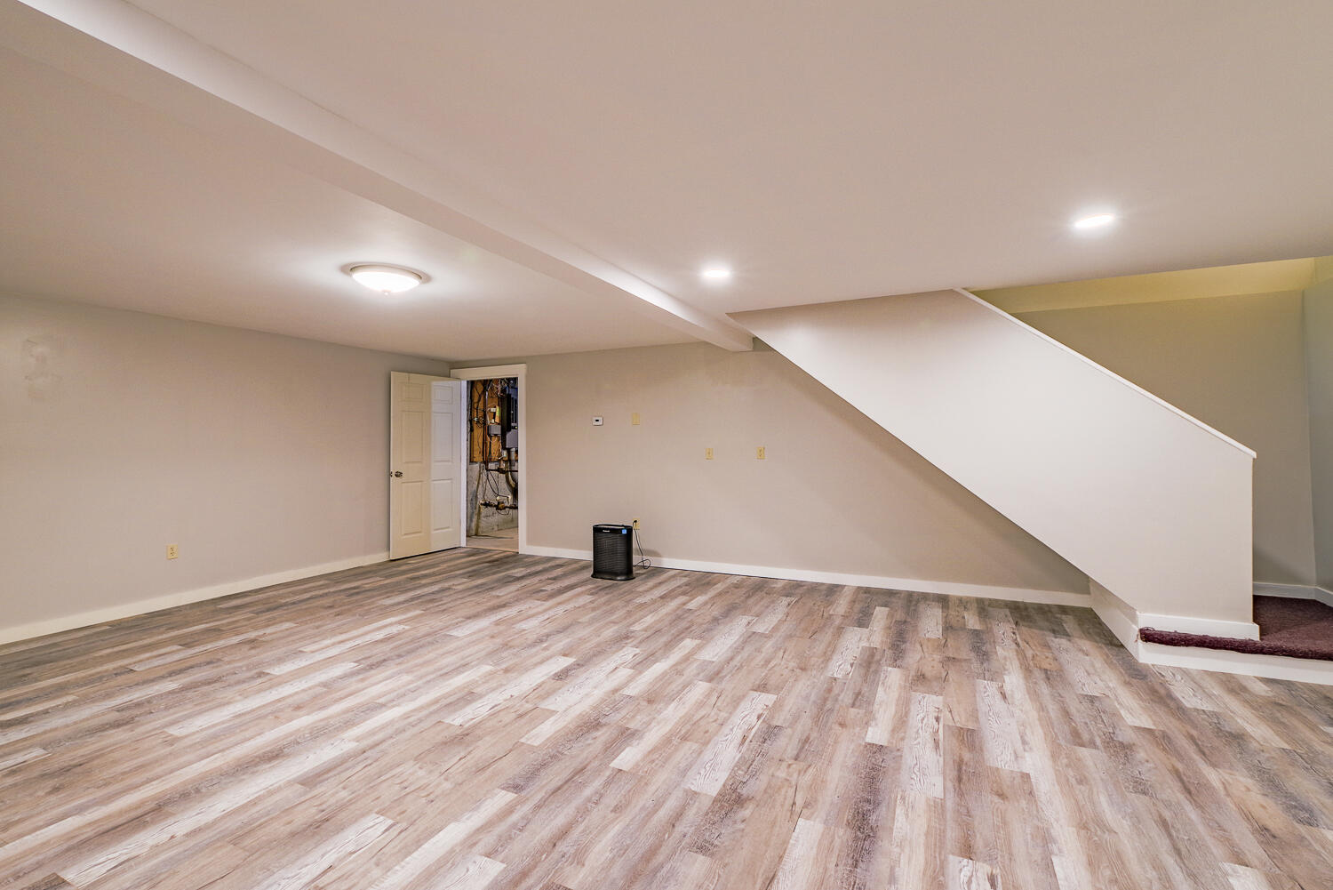 5 Ben Paul Lane Rockport ME 04856