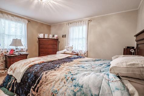 368 Oxford Street Paris ME 04281