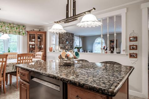 368 Oxford Street Paris ME 04281