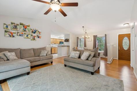 16 Harlie Woods Road Durham ME 04222