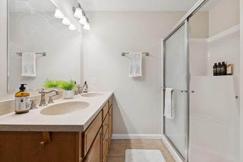 16 Harlie Woods Road Durham ME 04222