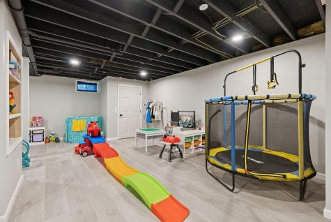 16 Harlie Woods Road Durham ME 04222