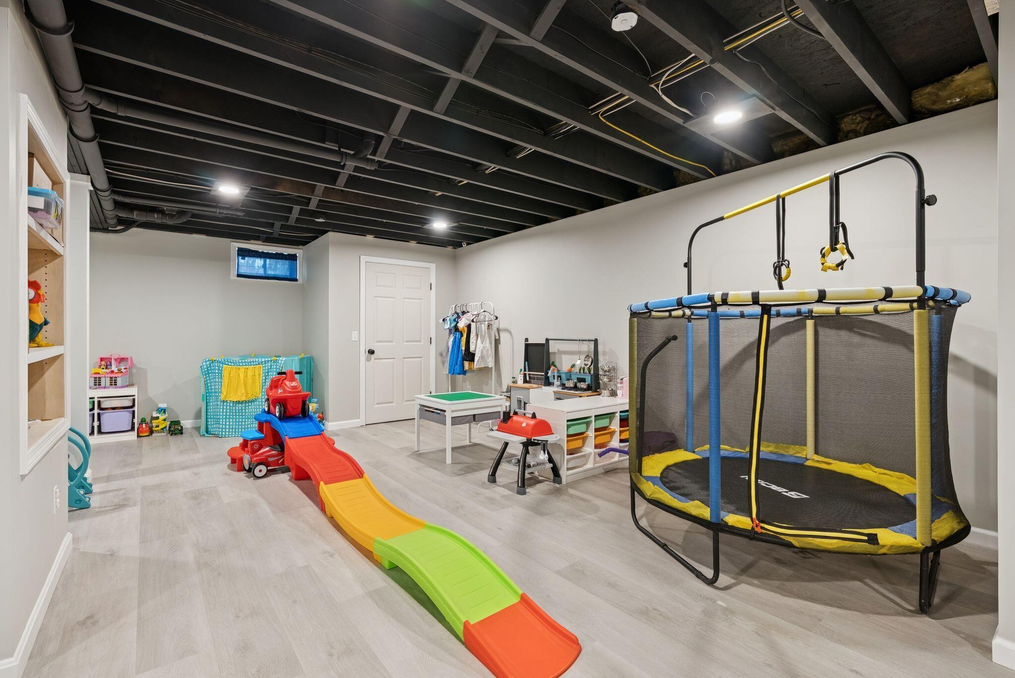 16 Harlie Woods Road Durham ME 04222