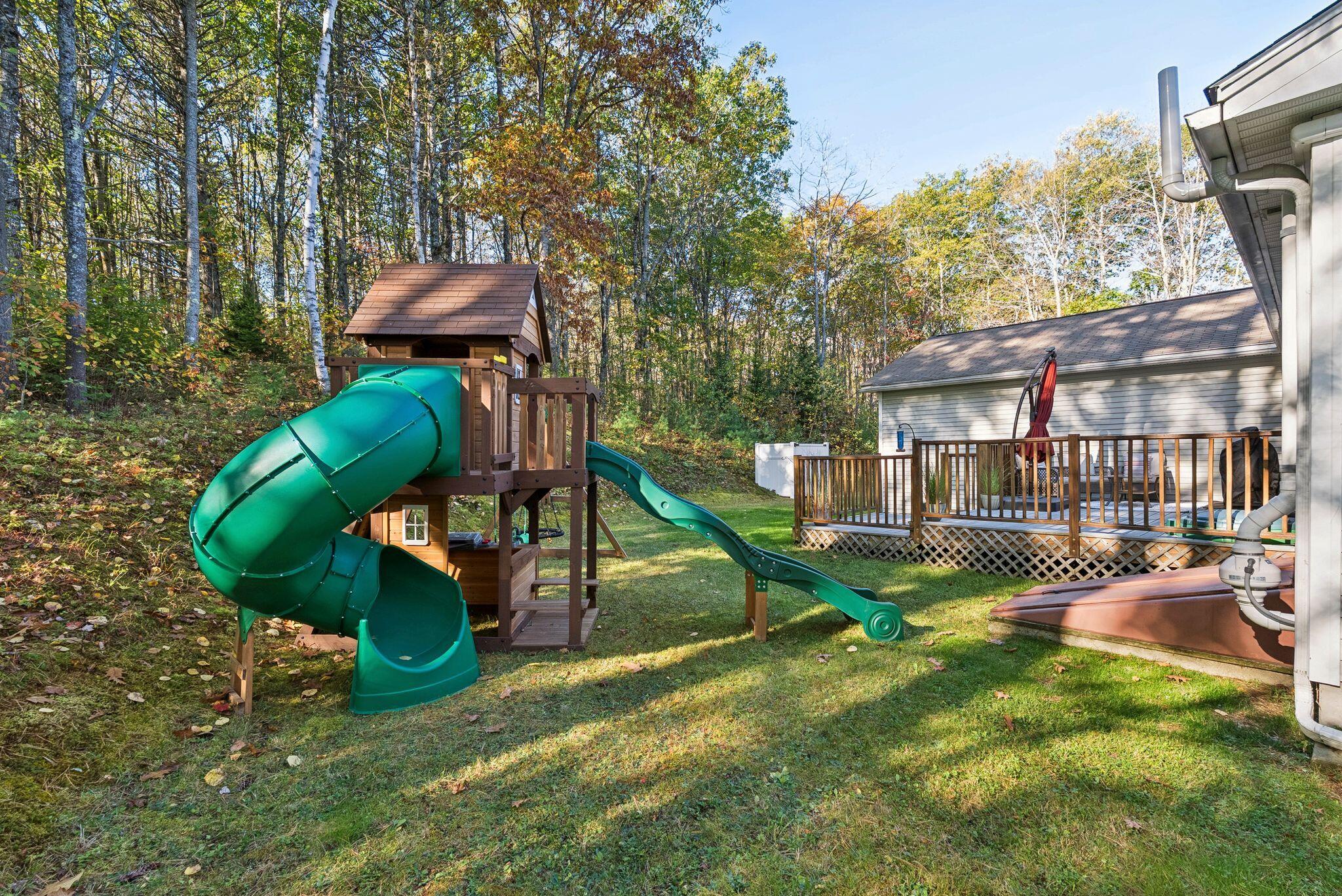 16 Harlie Woods Road Durham ME 04222