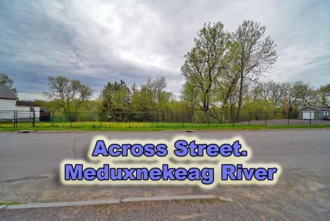 23 Mill Street Houlton ME 04730