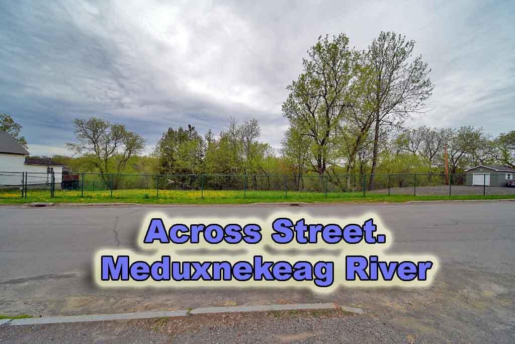 23 Mill Street Houlton ME 04730