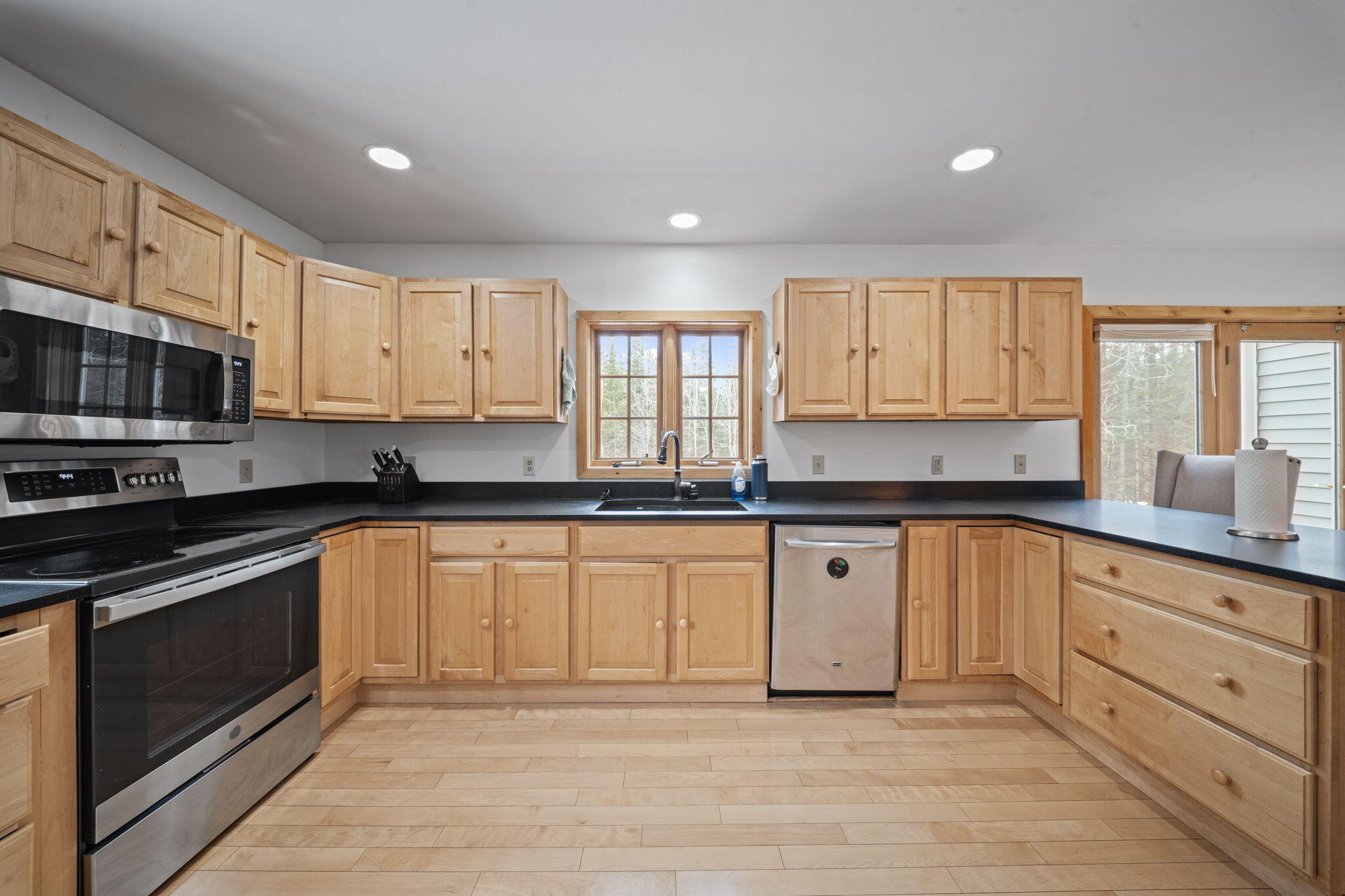 73 Jillian Way Glenburn ME 04401