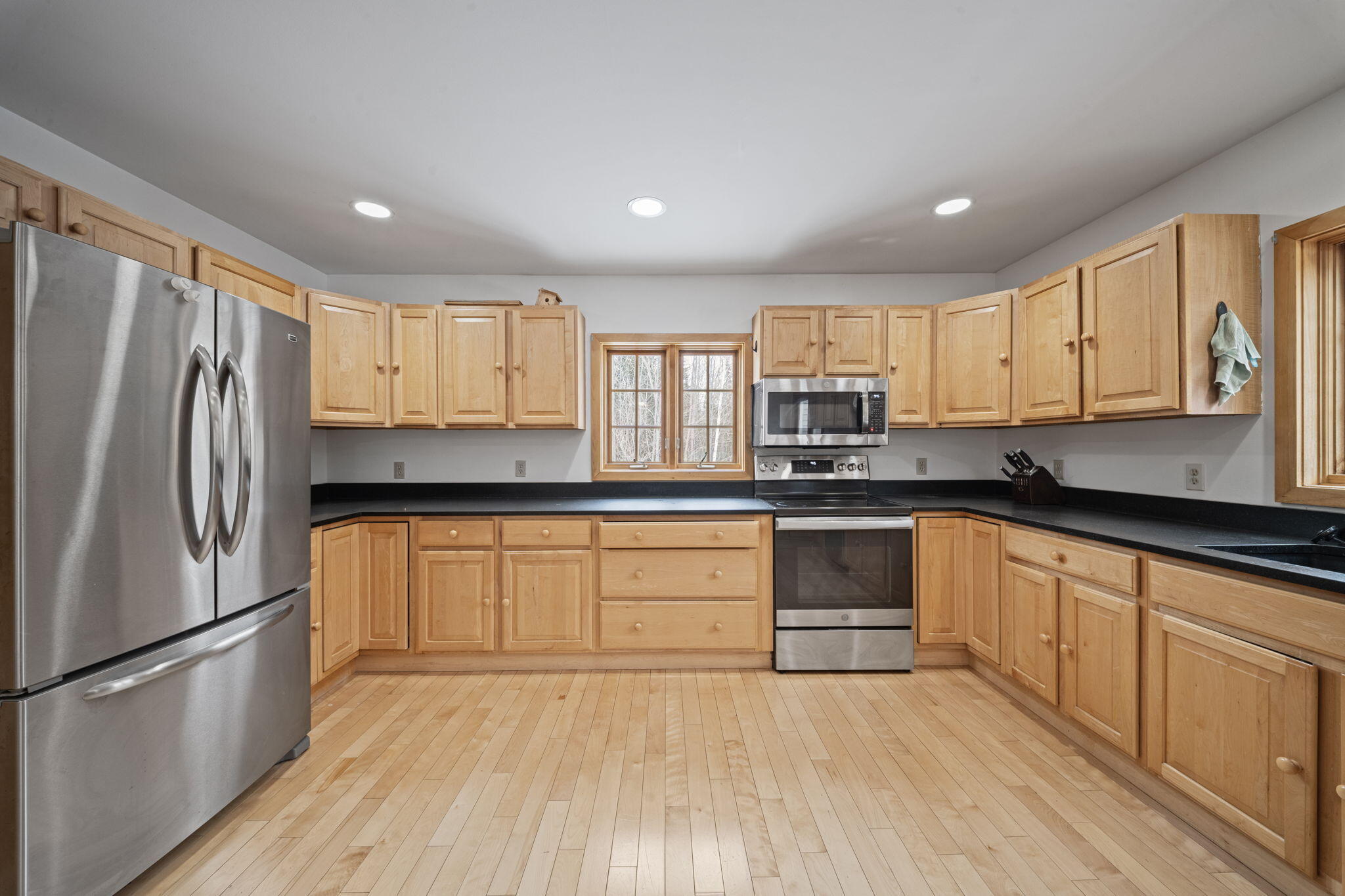 73 Jillian Way Glenburn ME 04401