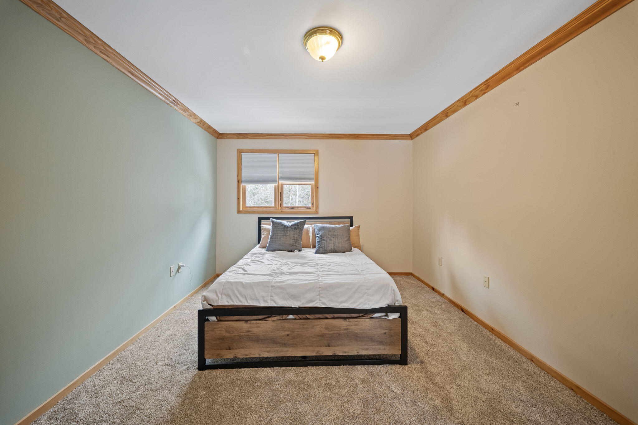 73 Jillian Way Glenburn ME 04401
