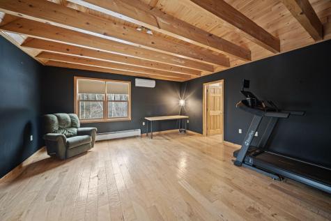 73 Jillian Way Glenburn ME 04401