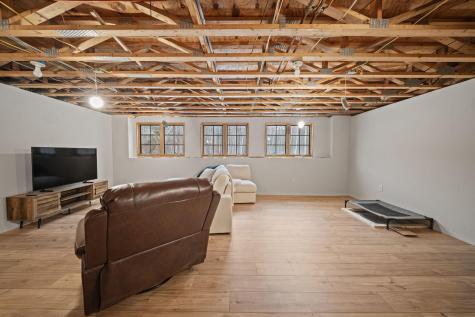 73 Jillian Way Glenburn ME 04401