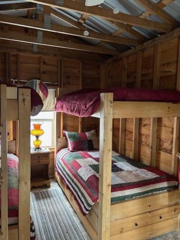 28 Valentine Lane Dexter ME 04930