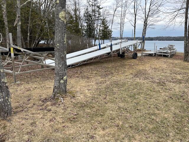 28 Valentine Lane Dexter ME 04930