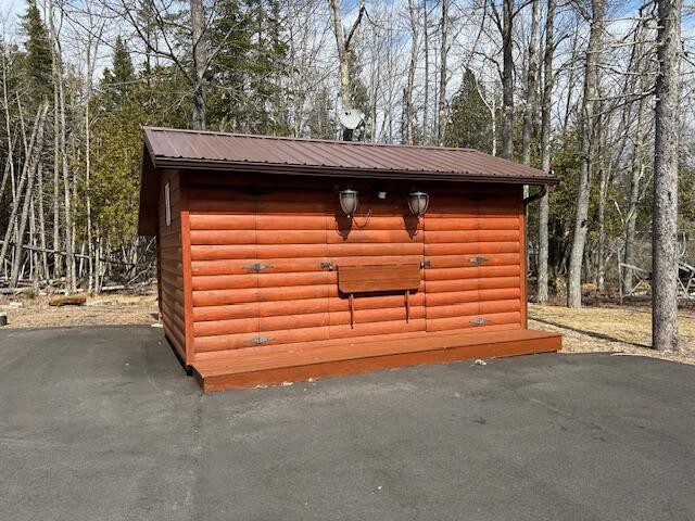 28 Valentine Lane Dexter ME 04930