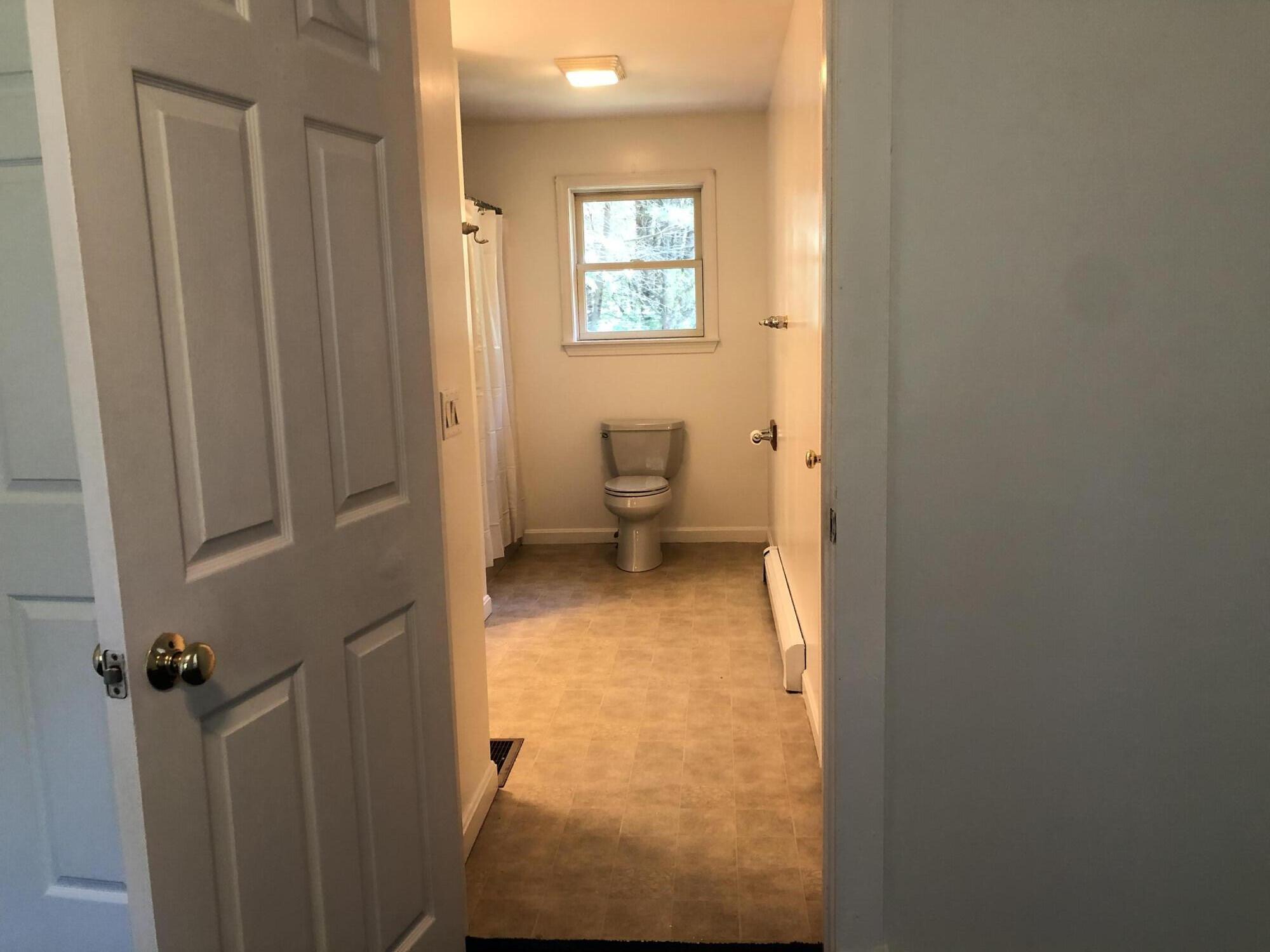 11 Hilltop Drive Wiscasset ME 04578