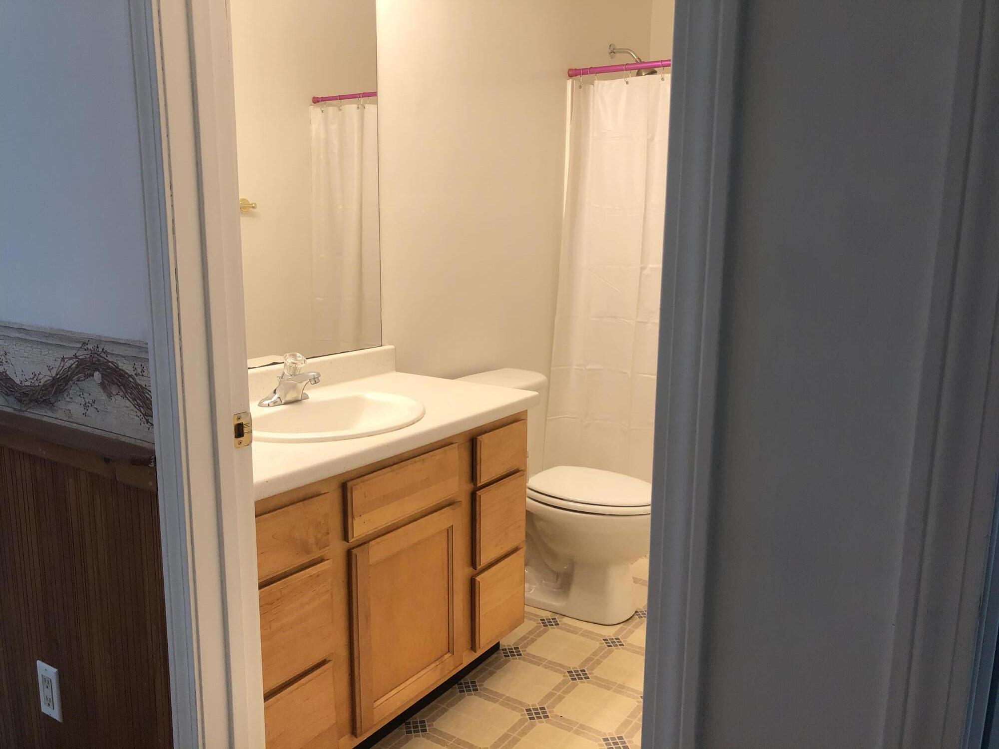 11 Hilltop Drive Wiscasset ME 04578