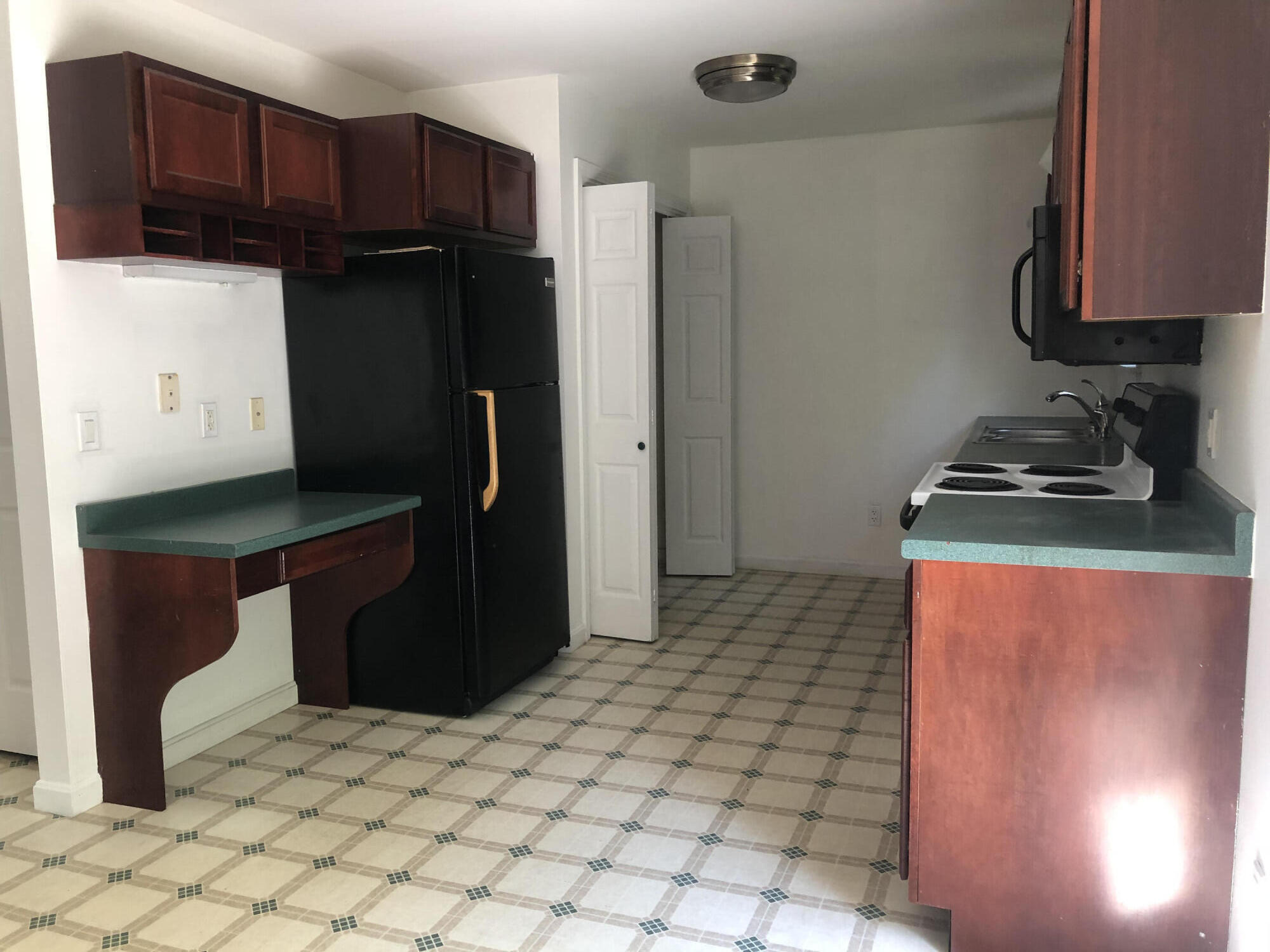 11 Hilltop Drive Wiscasset ME 04578