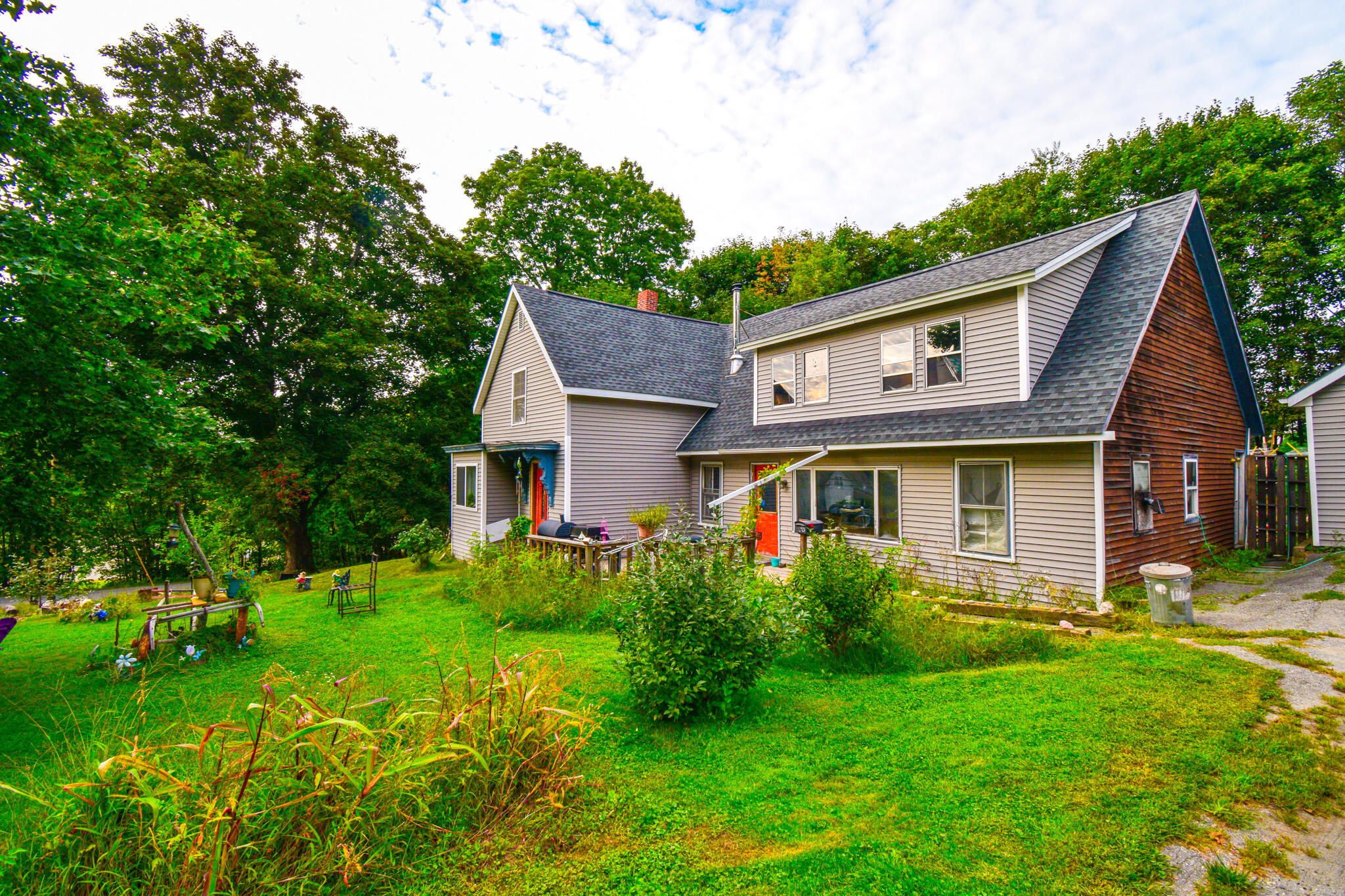93 Pleasant Street Dexter ME 04930