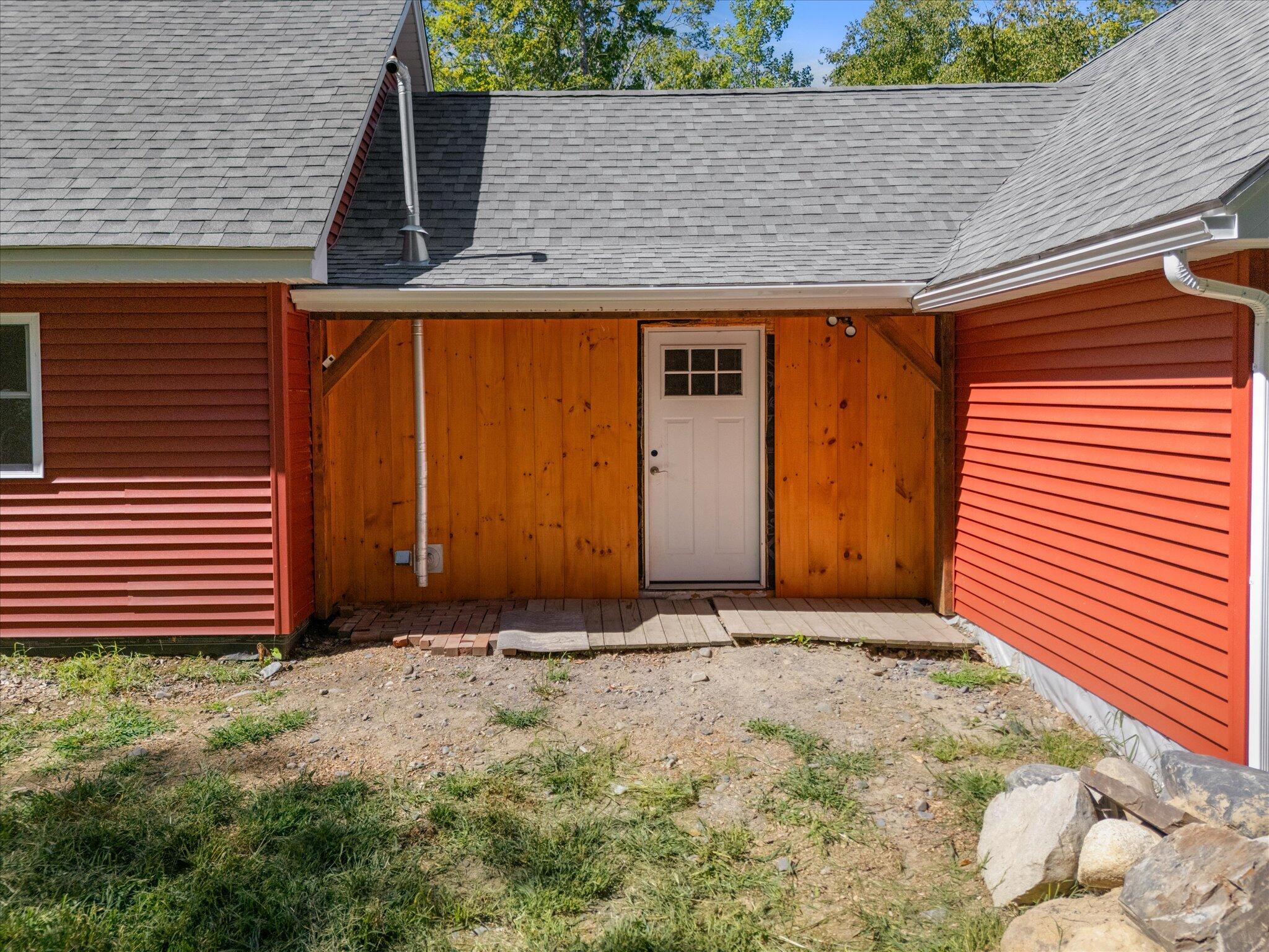 2 Susan's Way Milo ME 04463