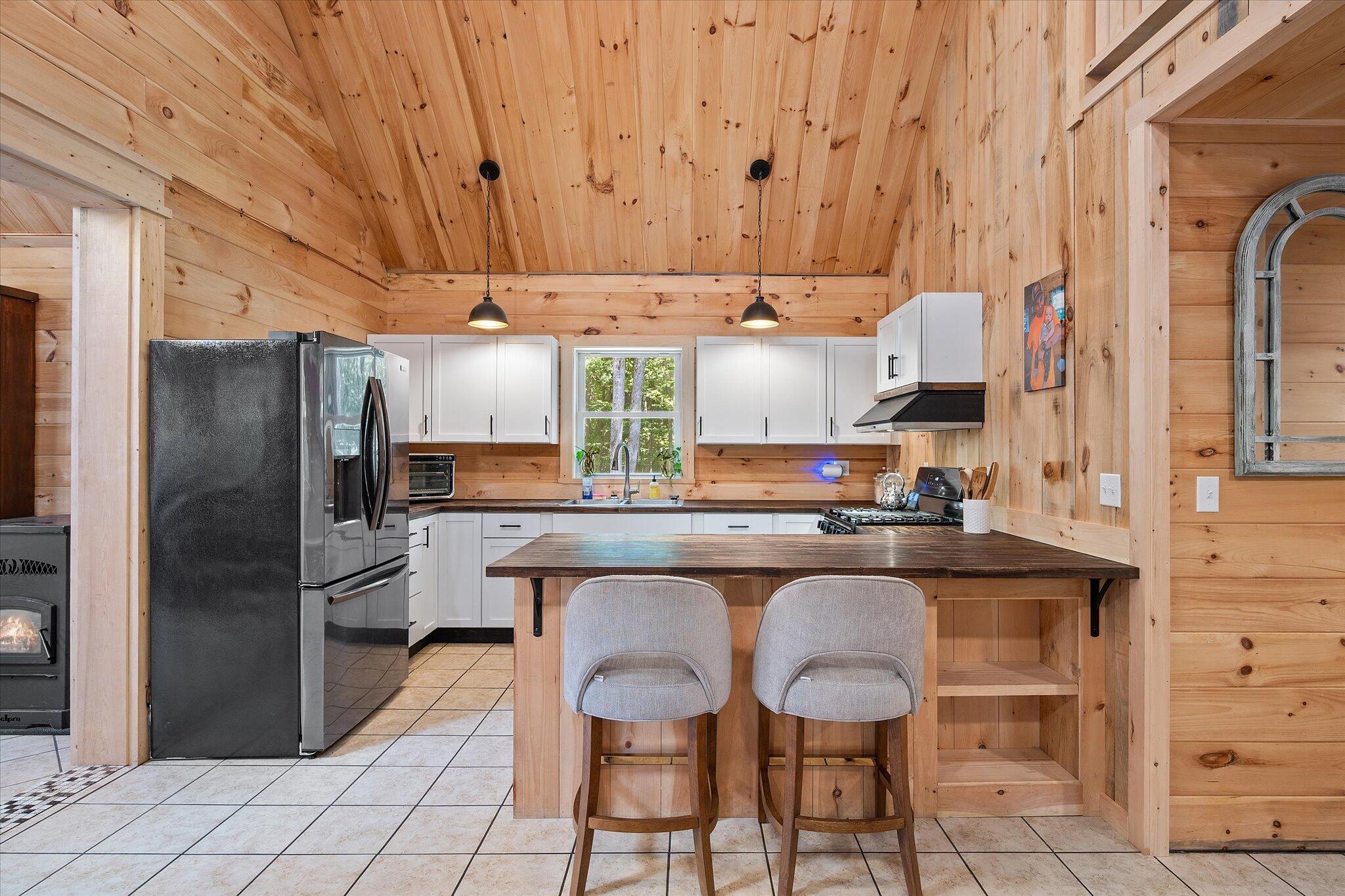 2 Susan's Way Milo ME 04463