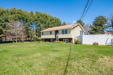 20 Sherry Lane Auburn ME 04210