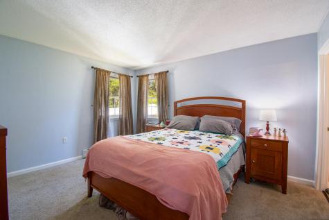 20 Sherry Lane Auburn ME 04210