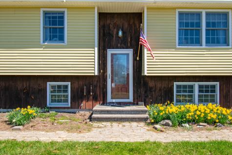 20 Sherry Lane Auburn ME 04210
