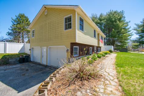 20 Sherry Lane Auburn ME 04210
