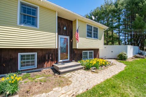 20 Sherry Lane Auburn ME 04210