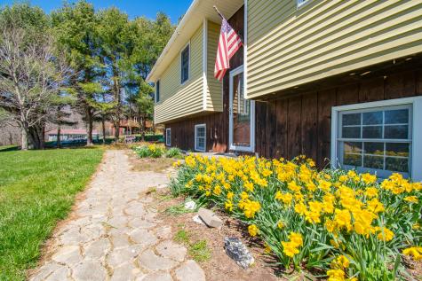 20 Sherry Lane Auburn ME 04210