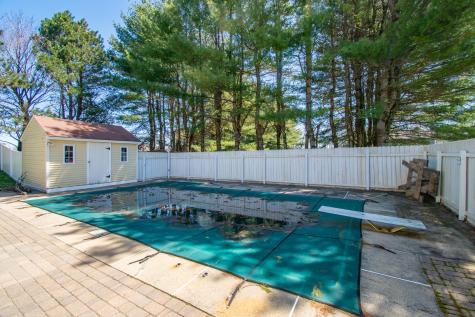 20 Sherry Lane Auburn ME 04210