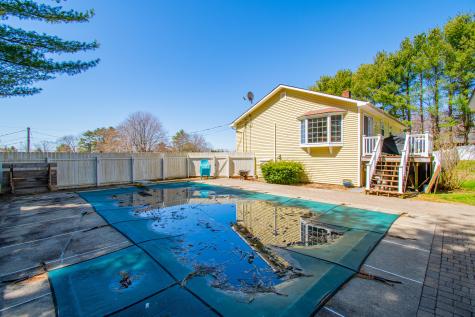 20 Sherry Lane Auburn ME 04210