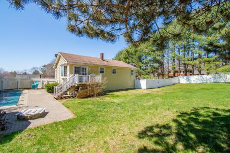 20 Sherry Lane Auburn ME 04210