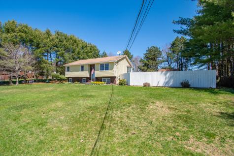 20 Sherry Lane Auburn ME 04210