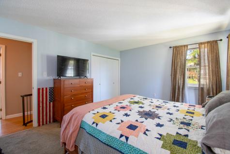 20 Sherry Lane Auburn ME 04210