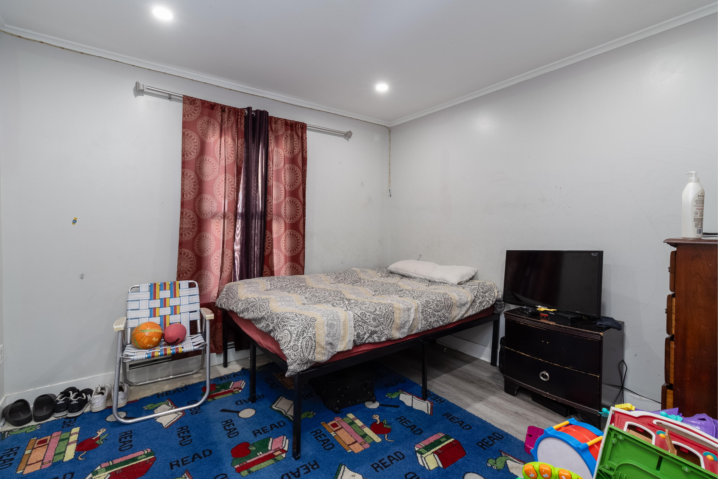 867 Minot Avenue Auburn ME 04210