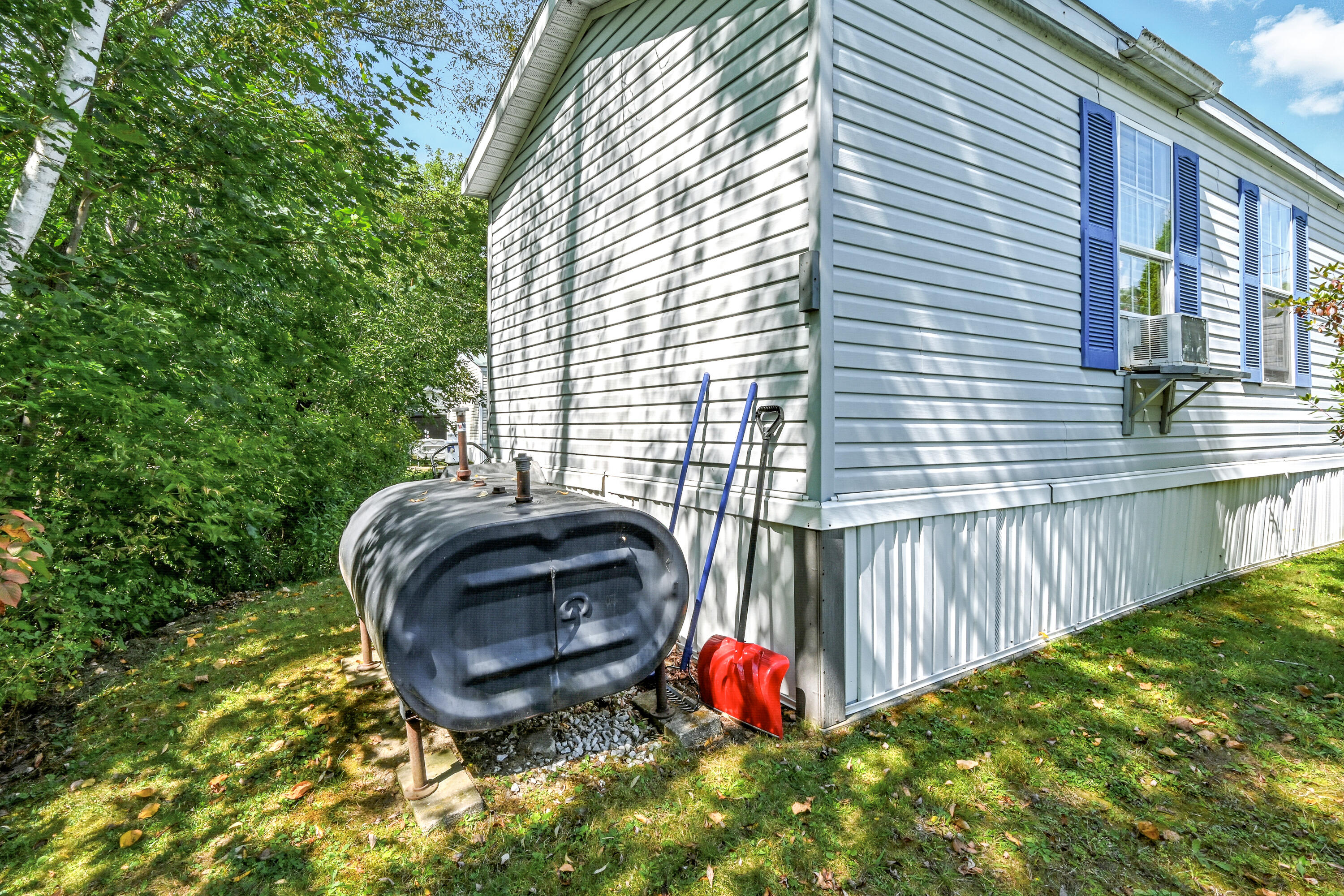 16 Garden Way Augusta ME 04330