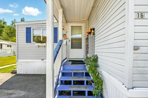 16 Garden Way Augusta ME 04330