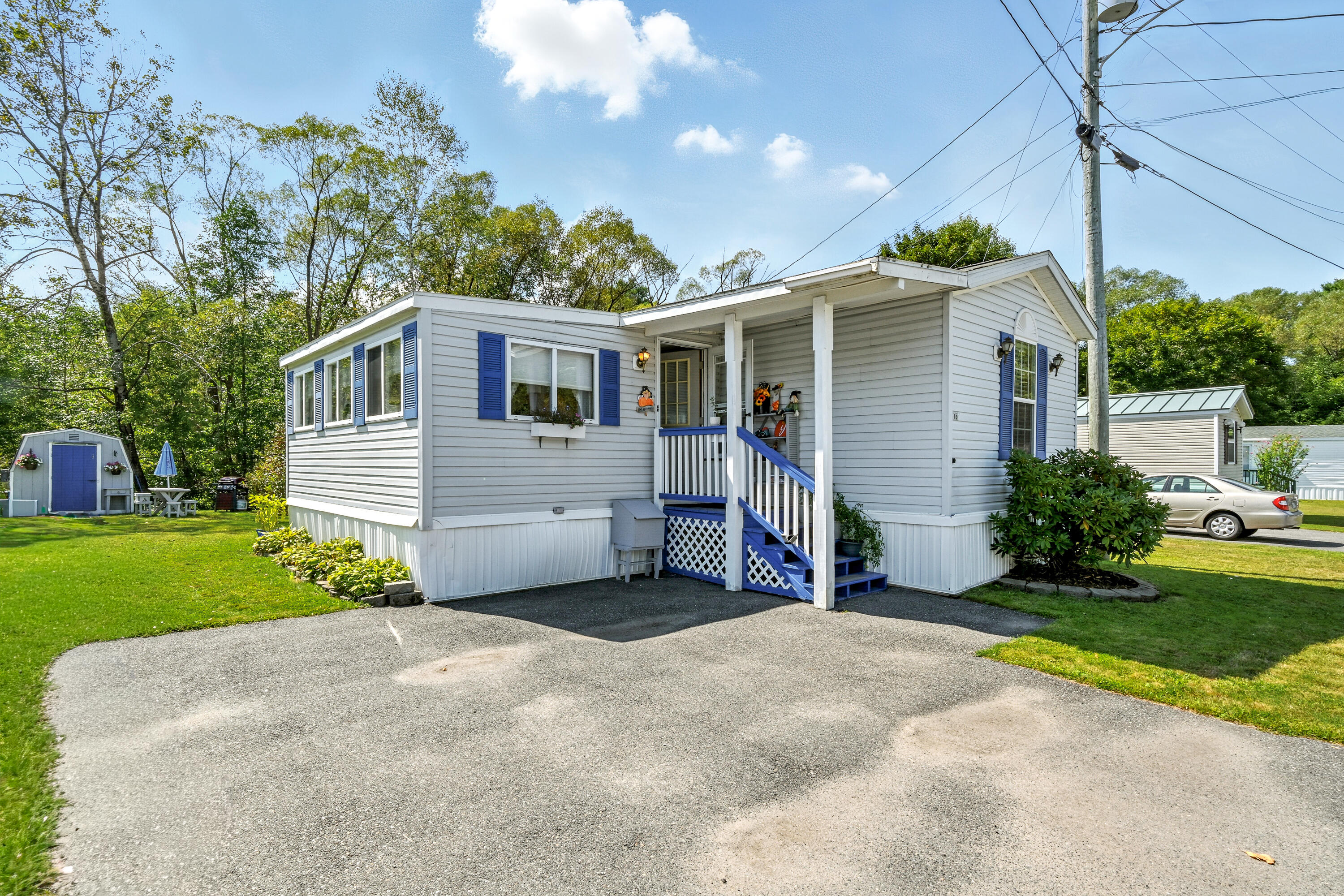 16 Garden Way Augusta ME 04330