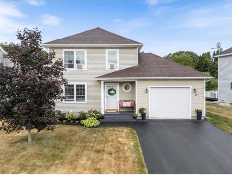 33 Tink Drive Gorham ME 04038