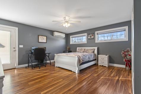 8 Wolf River Run Gorham ME 04038