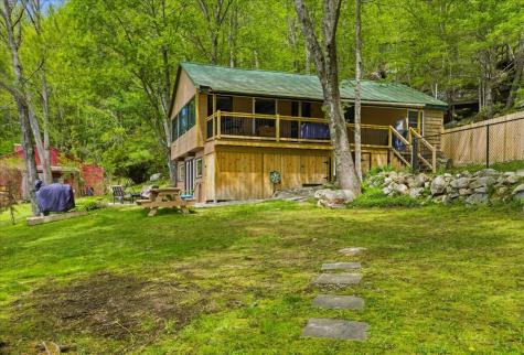 5 Cliff Lane Poland ME 04274