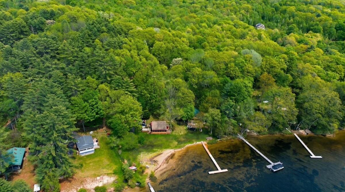 5 Cliff Lane Poland ME 04274