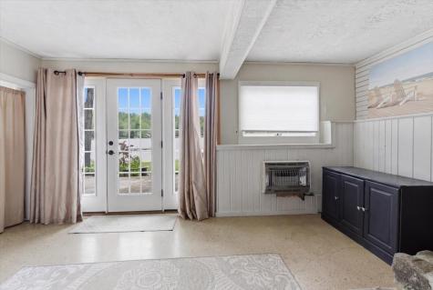 5 Cliff Lane Poland ME 04274