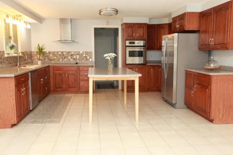 42 Mcclellan Drive Glenburn ME 04401