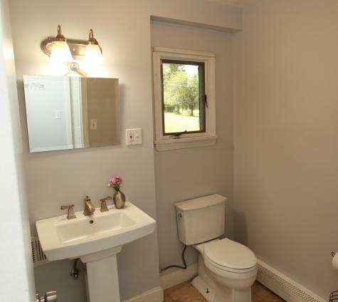 42 Mcclellan Drive Glenburn ME 04401