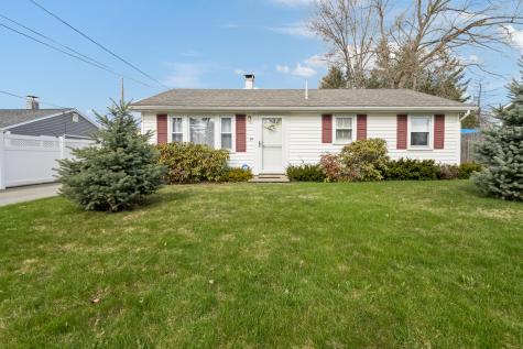 34 Jowett Street Bangor ME 04401